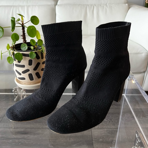 ZARA | FABRIC HEELED ANKLE BOOTS - Picture 2 of 8